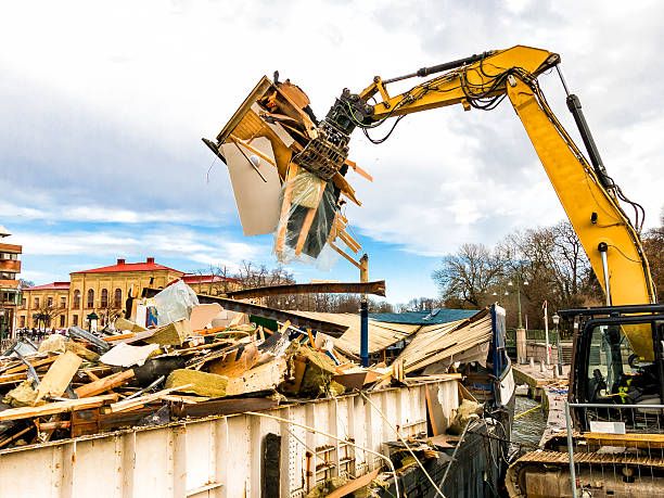 Best Local Junk Hauling  in Fremont, IN